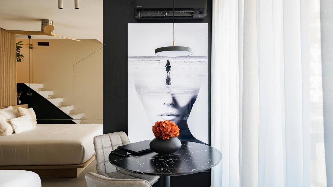 Aloha Apartamentos - Primera Linea De Playa - Vista Al Mar Benalmadena Bagian luar foto